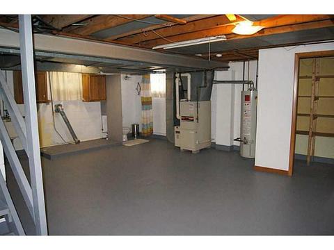 110 Elm Dr, Monaca, PA 15061 photo 16