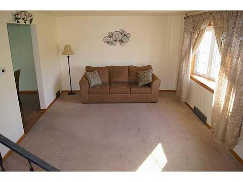 110 Elm Dr, Monaca, PA 15061 photo 9