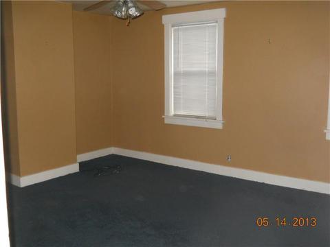 1837 Fallowfield Ave, Pittsburgh, PA 15216 photo 3