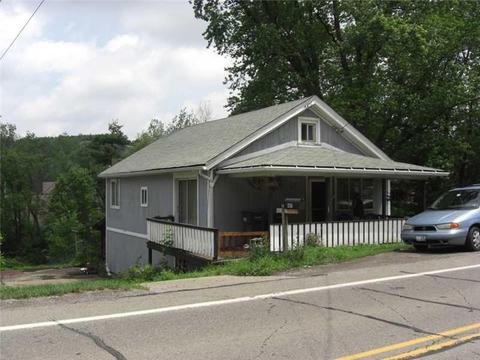 147 Warrendalebakerstown, Mars, PA 16046 photo 5