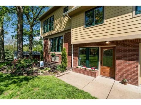 2377 Saddle Dr, Hampton, PA 15101 photo 2