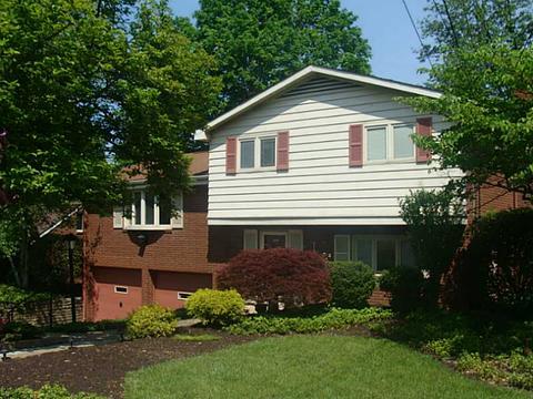 628 Aljo Dr, Pittsburgh, PA 15241 photo 1