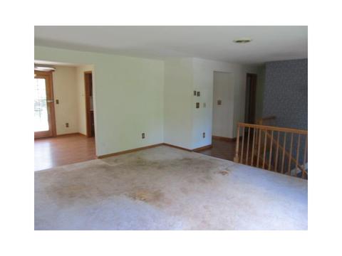 204 Cable St, Everett, PA 15537 photo 5