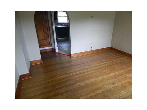 693 Heasley Rd, Shaler, PA 15223 photo 3