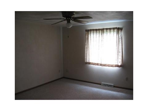 111 Rizzi Dr, Irwin, PA 15642 photo 13