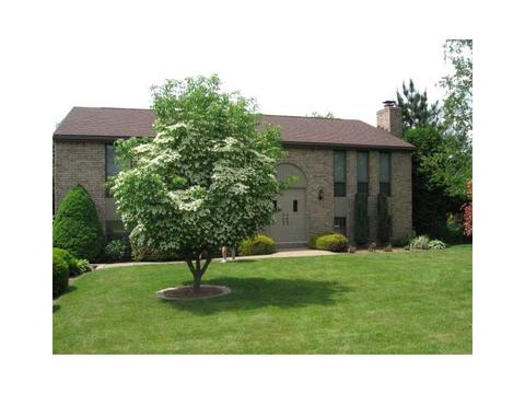 111 Rizzi Dr, Irwin, PA 15642 photo 2