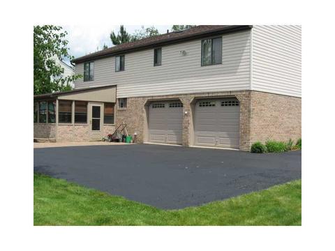 111 Rizzi Dr, Irwin, PA 15642 photo 18
