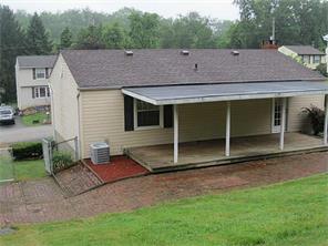 1868 Ivanhoe Dr, Irwin, PA 15642 photo 21