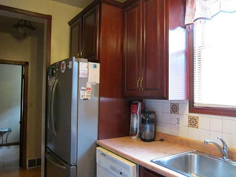 126 E Adams Ave, Vandergrift, PA 15690 photo 12