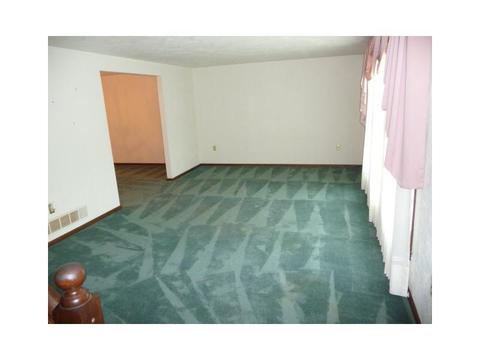 5918 Graybrooke Dr, Export, PA 15632 photo 4