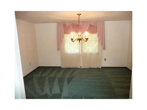5918 Graybrooke Dr, Export, PA 15632 photo 6