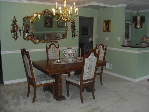 5495 Wolfe Dr, Pittsburgh, PA 15236 photo 4
