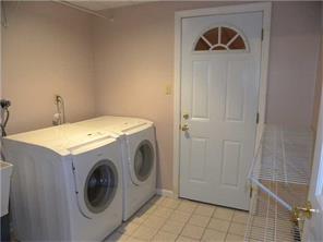 2124 Clairmont Dr, Pittsburgh, PA 15241 photo 15