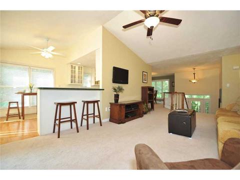153 Maple Dr, Marshall, PA 15086 photo 5