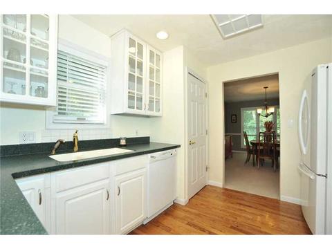 153 Maple Dr, Marshall, PA 15086 photo 9