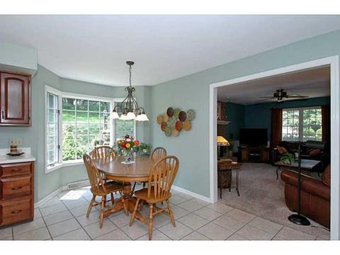 2398 Delo Dr, Hampton, PA 15044 photo 7