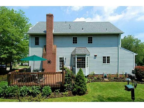 2398 Delo Dr, Hampton, PA 15044 photo 18