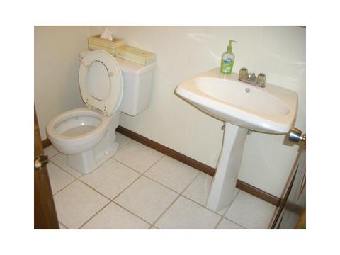 2918 Arrowhead, Export, PA 15632 photo 5