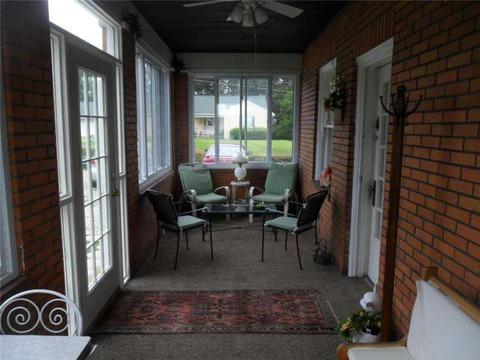 1266 Eckert, Monaca, PA 15061 photo 4