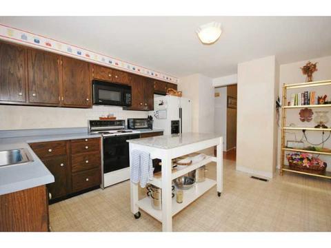 1645 Red Mill Dr, Pittsburgh, PA 15241 photo 7