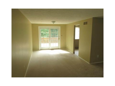 740 Thornwick Dr, Pittsburgh, PA 15243 photo 6