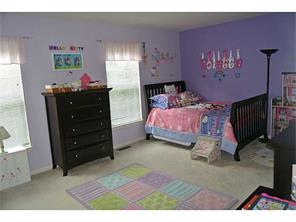 950 Castleview, Irwin, PA 15642 photo 19