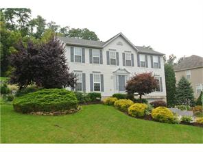 950 Castleview, Irwin, PA 15642 photo 2