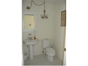 950 Castleview, Irwin, PA 15642 photo 10