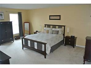 950 Castleview, Irwin, PA 15642 photo 15