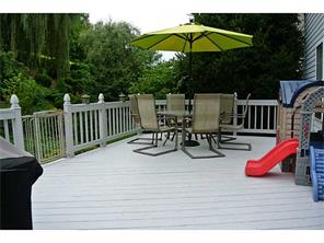 950 Castleview, Irwin, PA 15642 photo 4