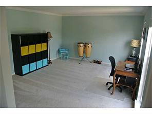 950 Castleview, Irwin, PA 15642 photo 11