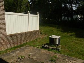 302 Williamsburg, Export, PA 15632 photo 22