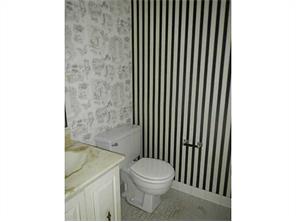 302 Williamsburg, Export, PA 15632 photo 19