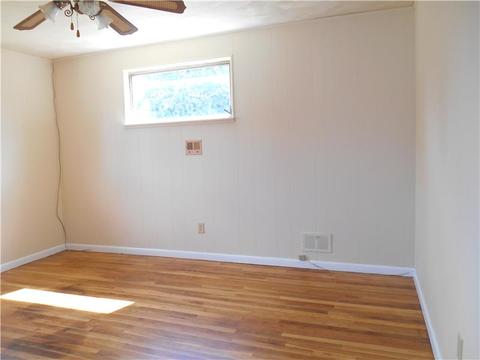 1125 Shadycrest Dr, Pittsburgh, PA 15216 photo 18