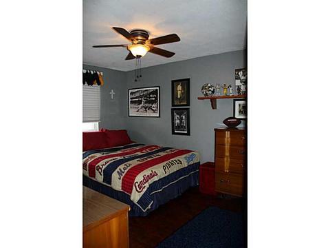 112 Bashford Dr, Coraopolis, PA 15108 photo 16