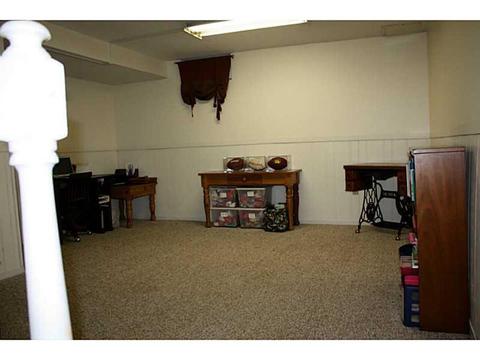 112 Bashford Dr, Coraopolis, PA 15108 photo 19
