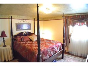 2283 Walter St, Irwin, PA 15642 photo 10