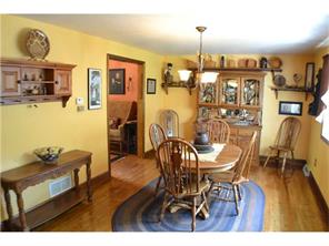 2283 Walter St, Irwin, PA 15642 photo 4