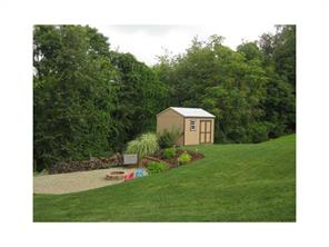 14359 Michael Dr, Irwin, PA 15642 photo 2