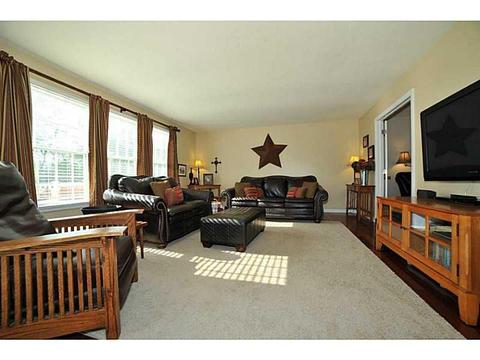 219 Walnut Dr, Nottingham, PA 15330 photo 9