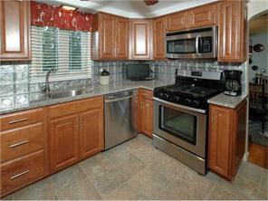 13810 Timber Dr, Irwin, PA 15642 photo 3