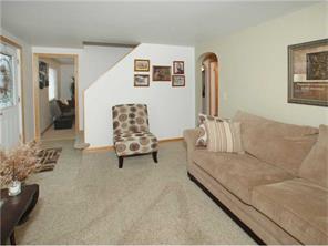 12479 Larimer Ave, Irwin, PA 15642 photo 3
