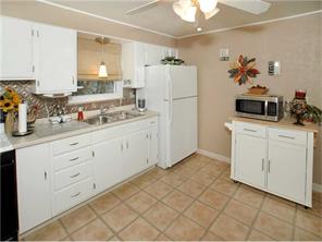 12479 Larimer Ave, Irwin, PA 15642 photo 8