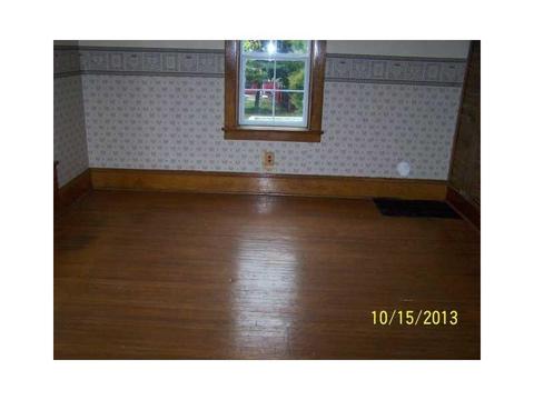 285 Ormond Ave, Sharon, PA 16146 photo 4