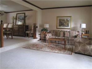 640 Adele Dr, Irwin, PA 15642 photo 10