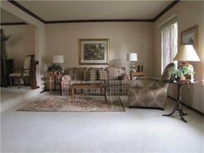 640 Adele Dr, Irwin, PA 15642 photo 9