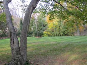 640 Adele Dr, Irwin, PA 15642 photo 3