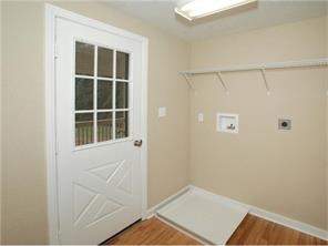 821 Macarthur, Irwin, PA 15642 photo 15