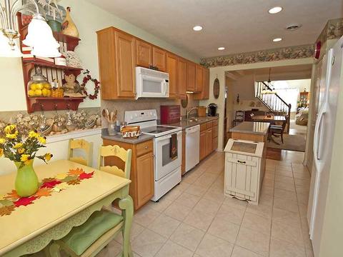 103 Aspen, Seven Fields, PA 16046 photo 7