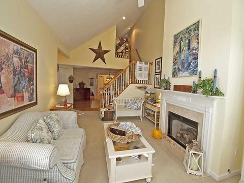 103 Aspen, Seven Fields, PA 16046 photo 4